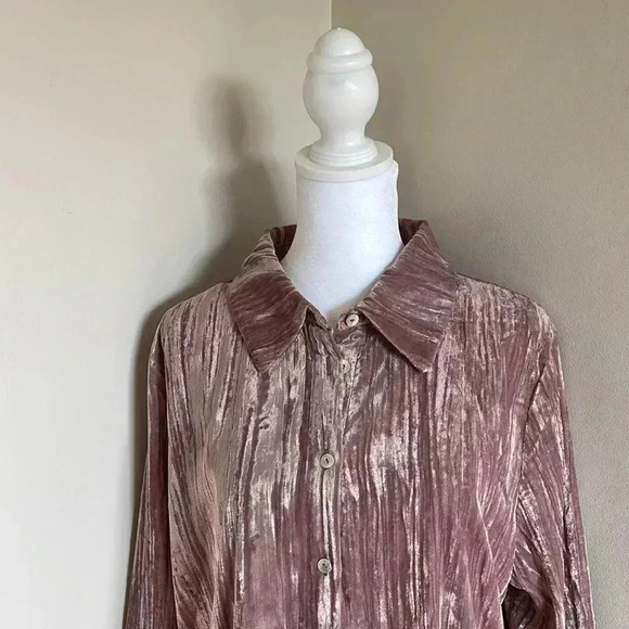 Marc New York Andrew Marc Mauve Velvet Button Down Shirt​​ - Picture 2 of 12